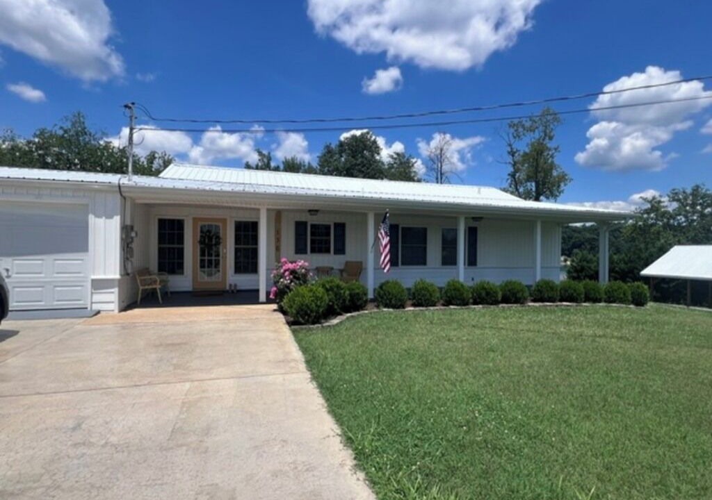 Photo of Outdoor in Oak Grove