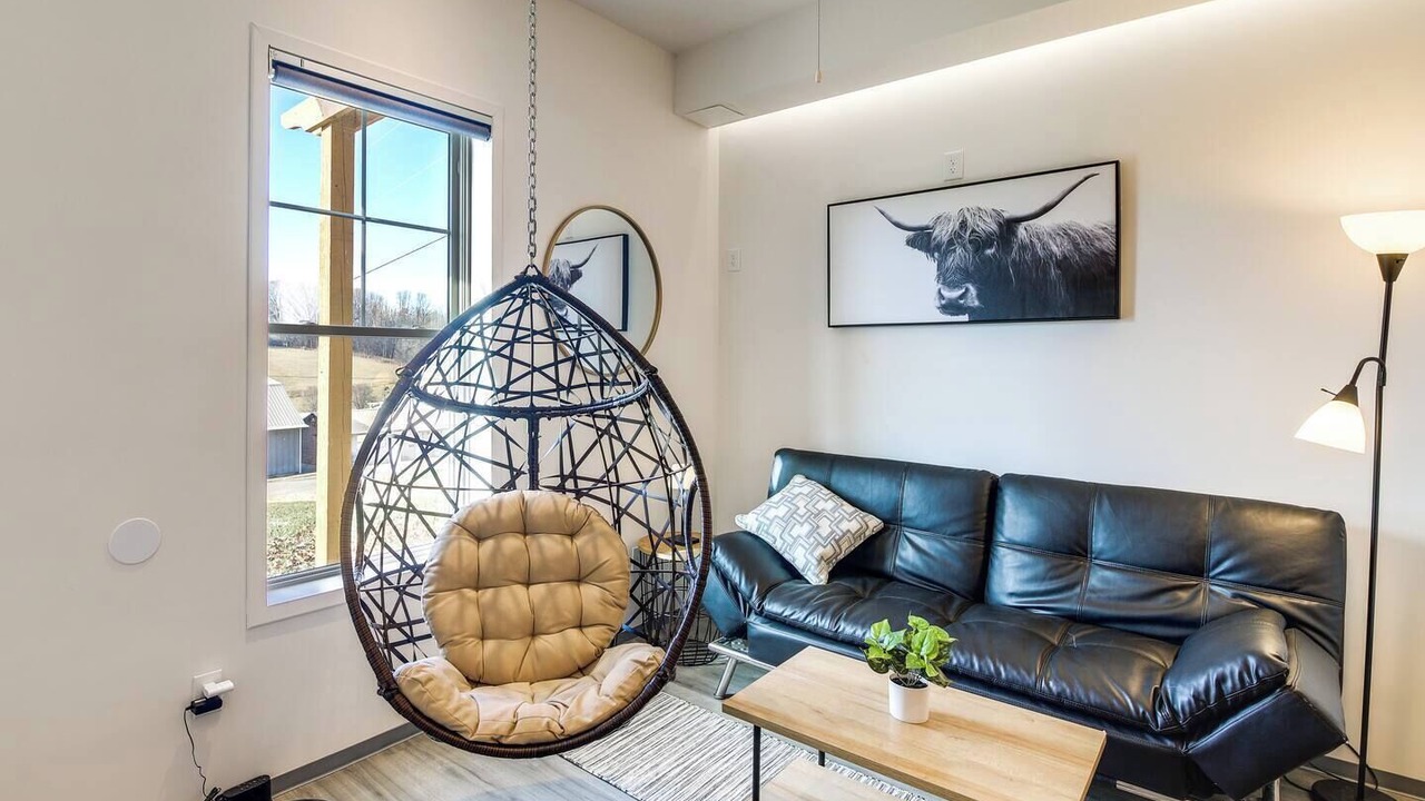 Photo of Livingroom in Jefferson City