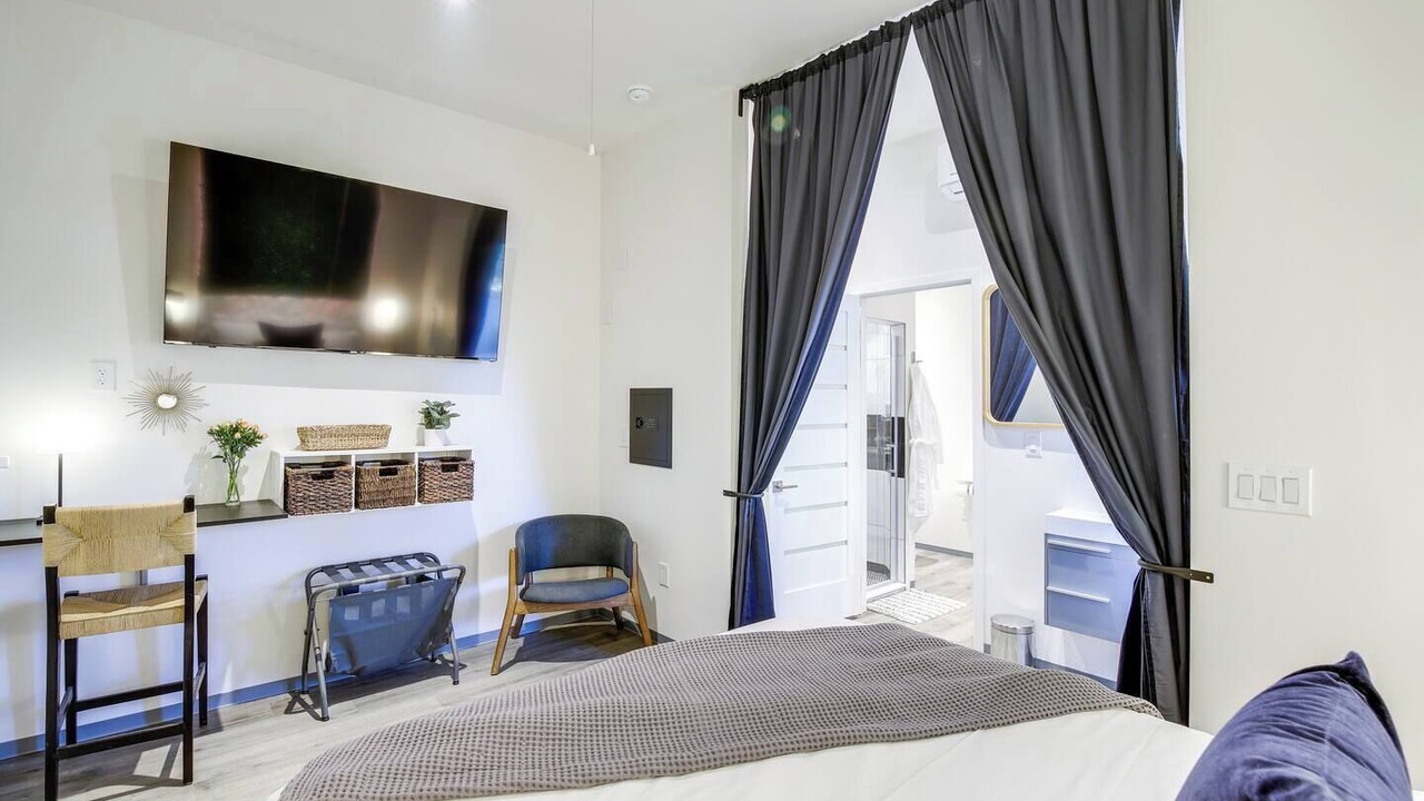 Photo of Bedroom in Jefferson City