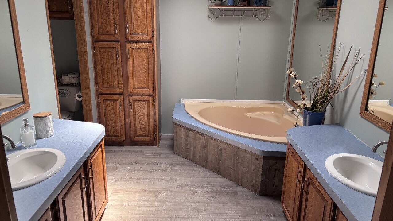 Photo of Bathroom in Mariah Hill