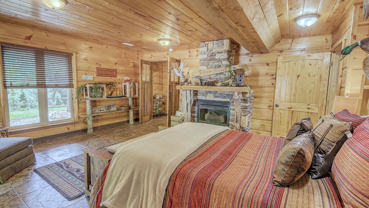 Photo of Bedroom in Butler
