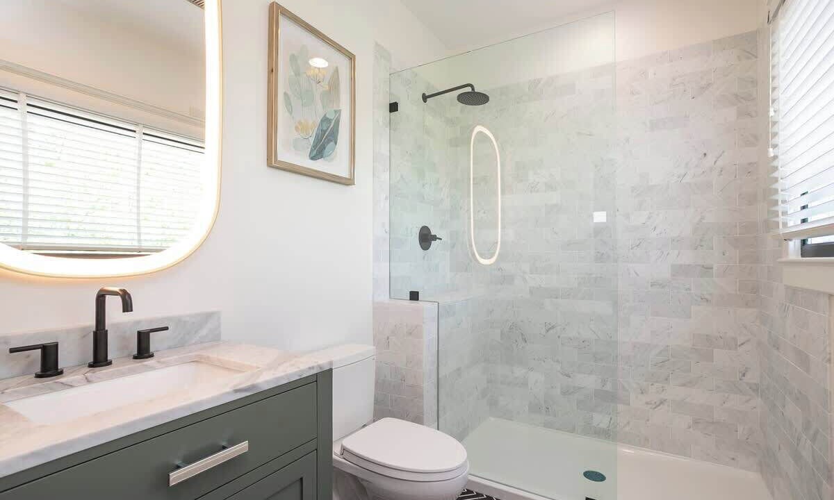 Photo of Bathroom in Historic Edgefield
