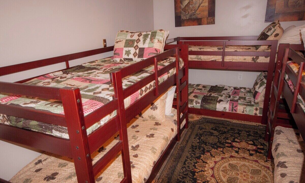 Photo of Bedroom in Blairsville