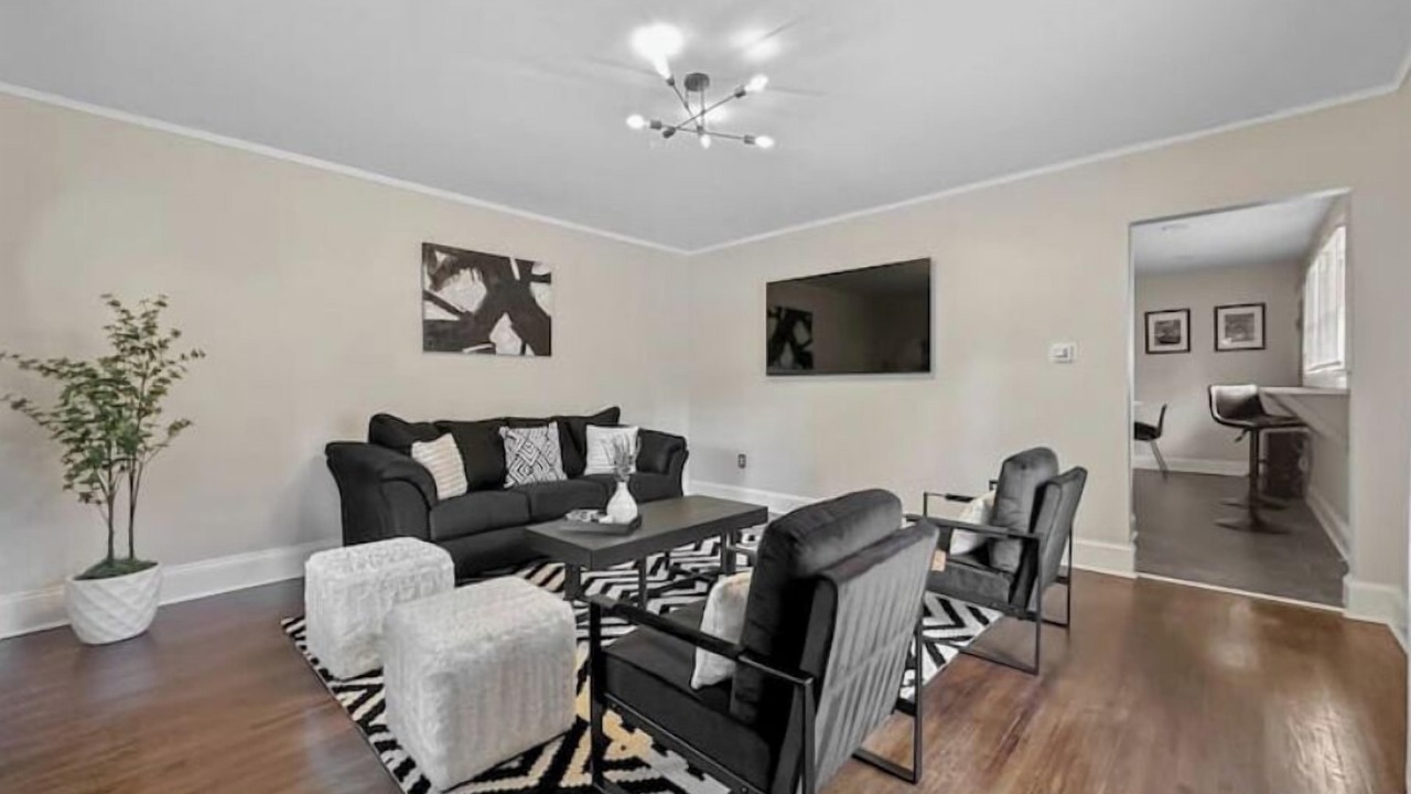 Photo of Livingroom in Enderly Park