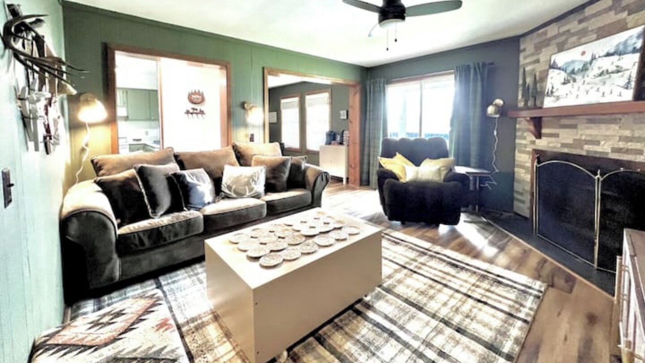Photo of Livingroom in Beech Mountain