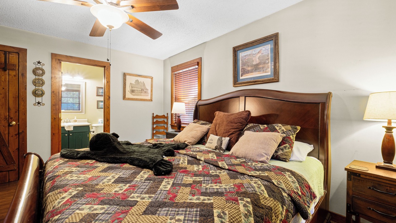 Photo of Bedroom in Townsend