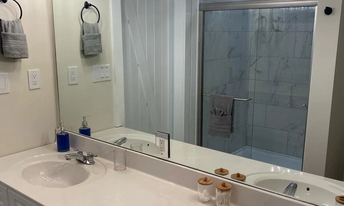 Photo of Bathroom in Toccoa