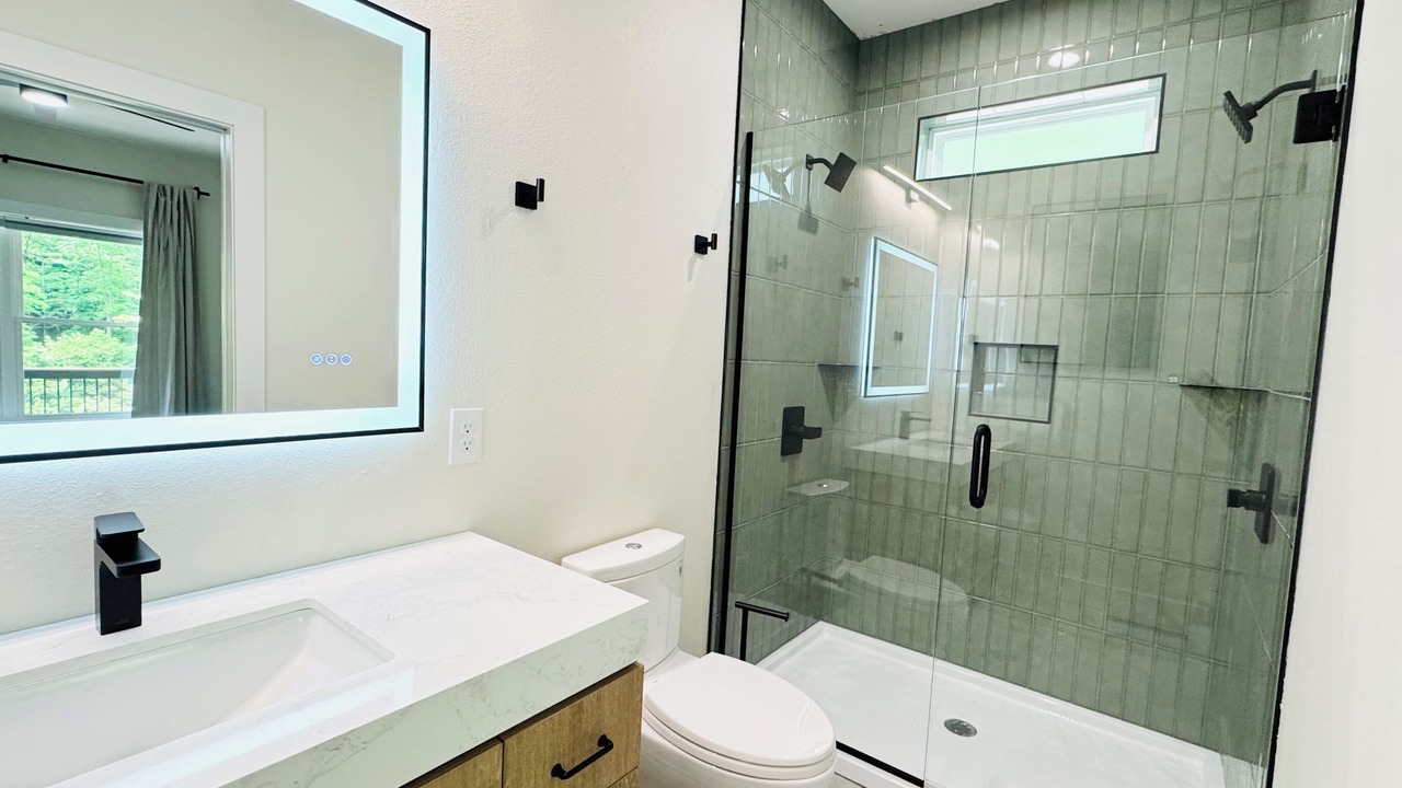 Photo of Bathroom in La Follette