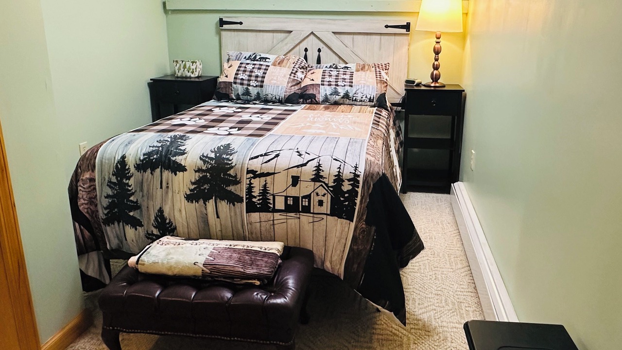 Photo of Bedroom in Fourth