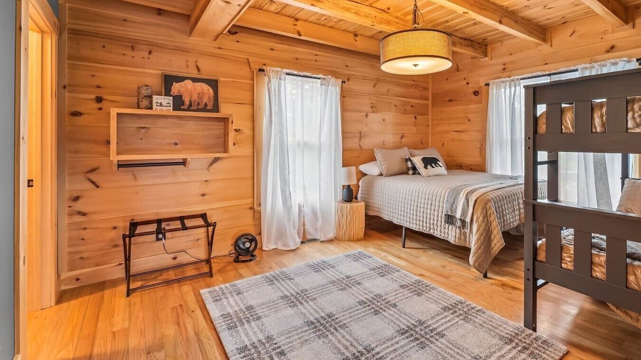 Photo of Bedroom in Nebo