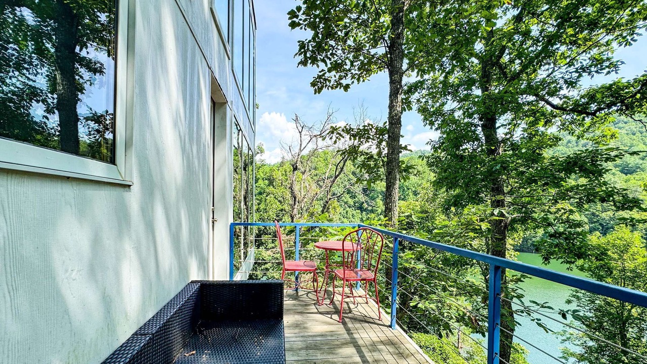 Photo of Patio Balcony in Bryson City