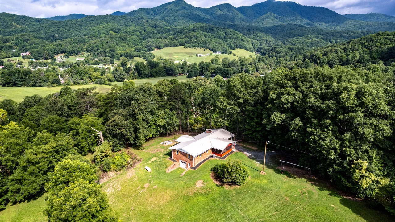 Photo of Outdoor in Cherokee