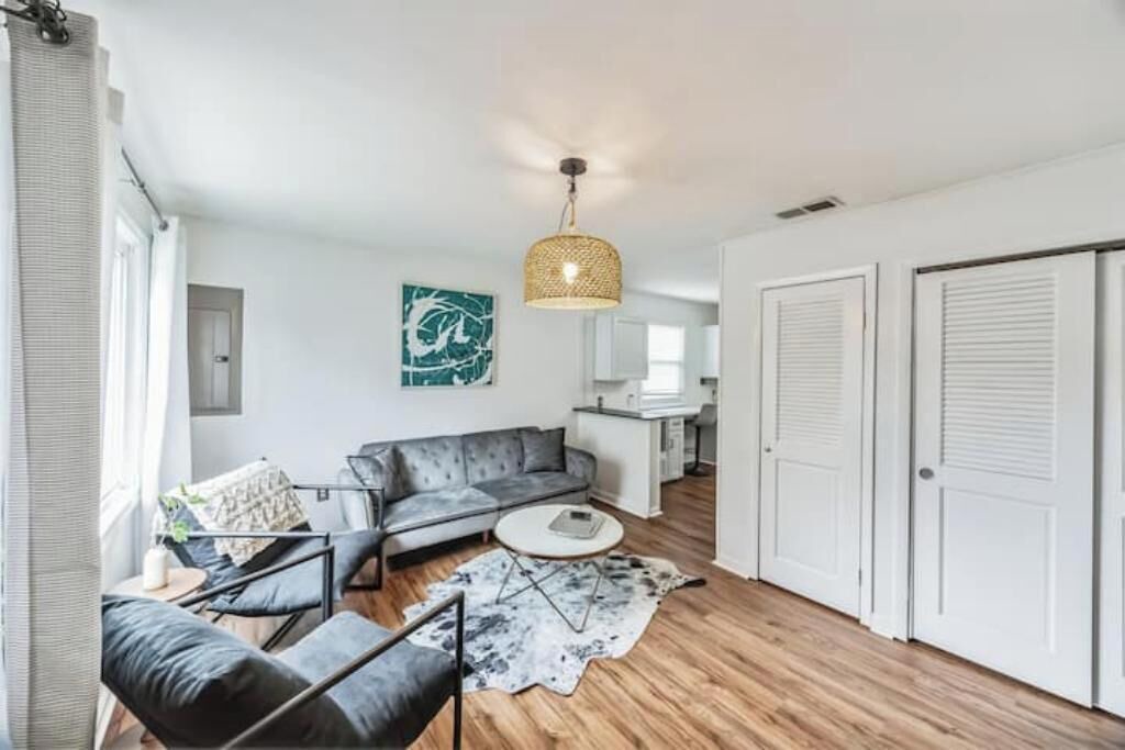 Photo of Livingroom in Mason