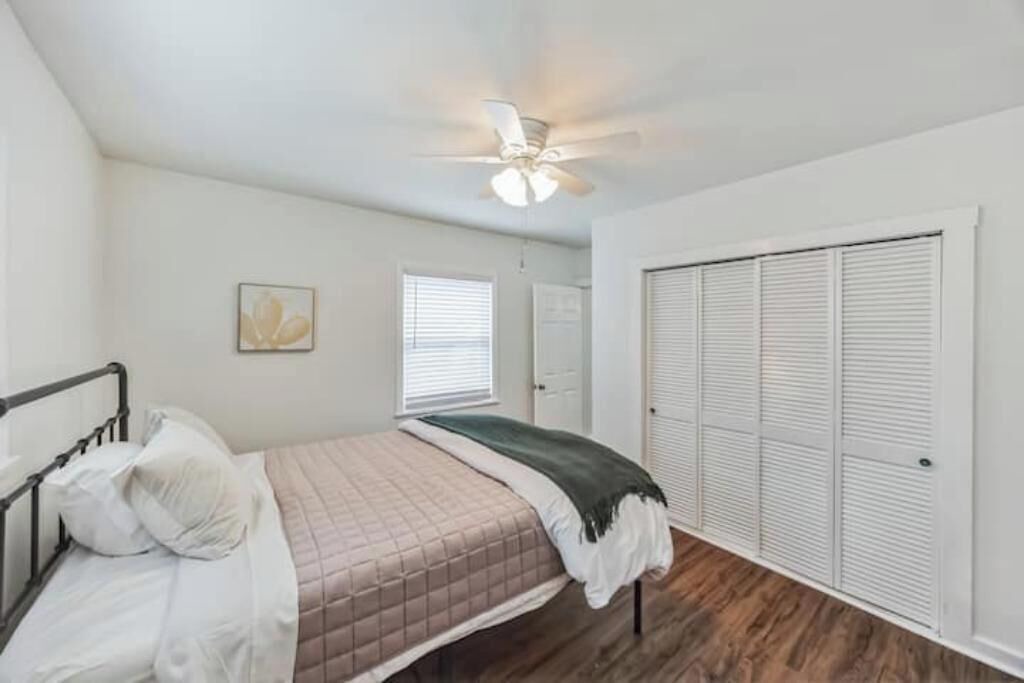 Photo of Bedroom in Mason