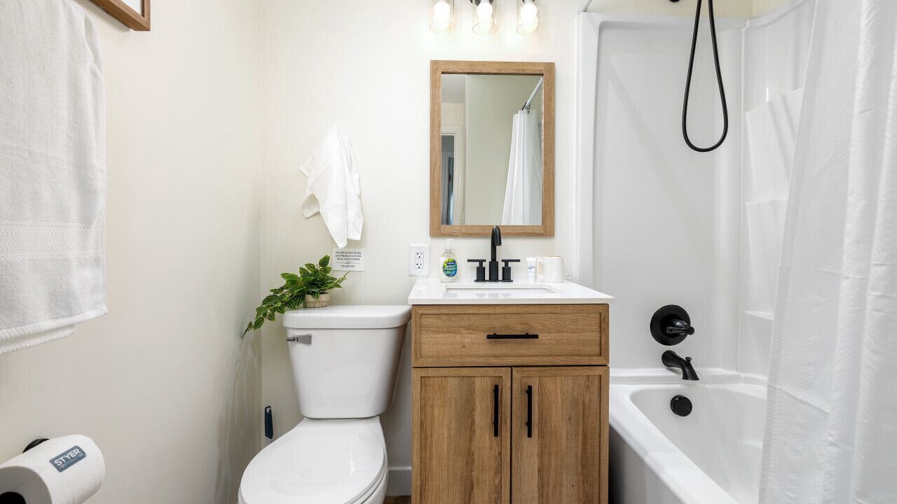 Photo of Bathroom in Reynoldsburg