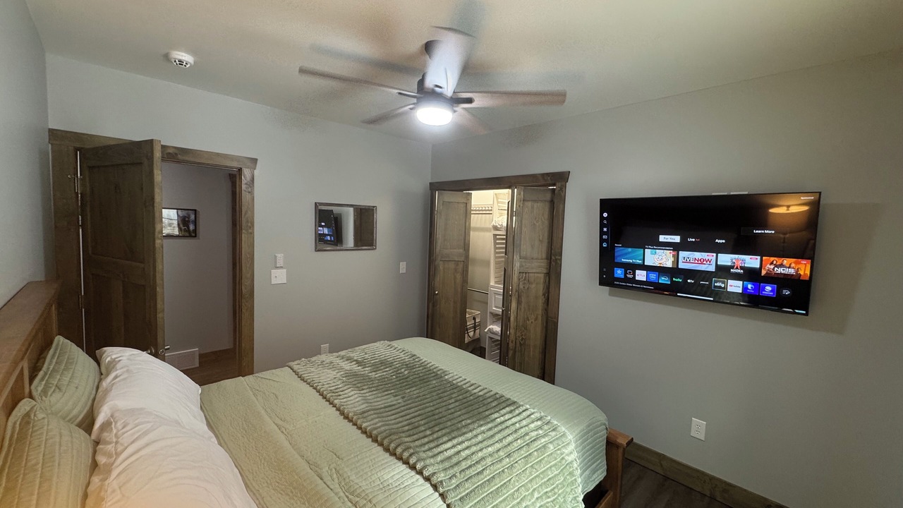 Photo of Bedroom in Ellwood City