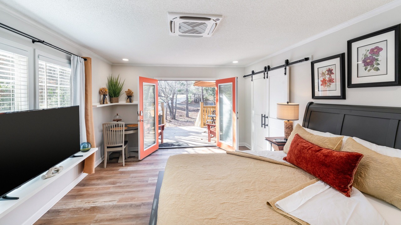 Photo of Bedroom in Waxhaw