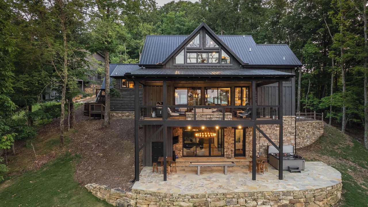 Photo of Outdoor in Morganton