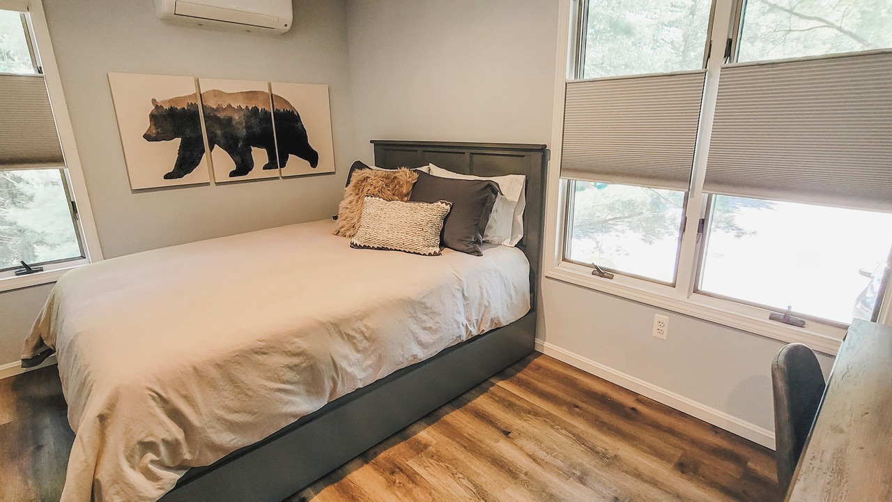 Photo of Bedroom in Thayerville