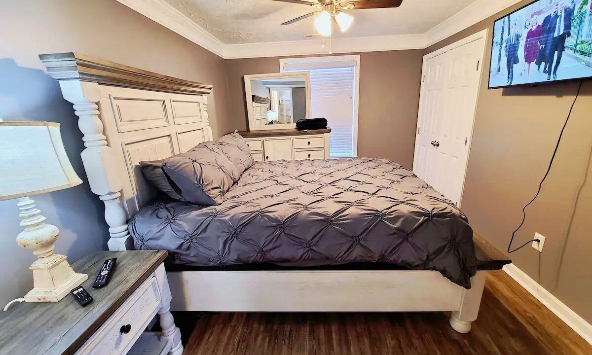 Photo of Bedroom in Lexington