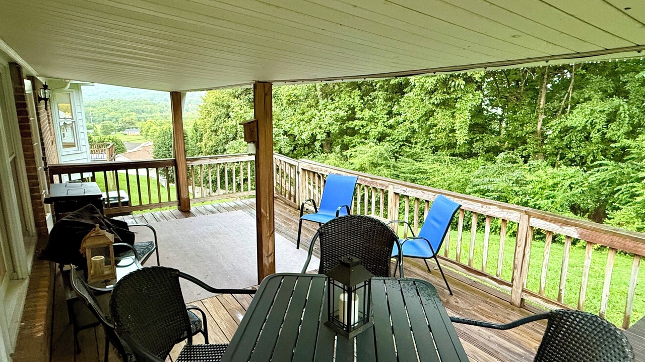 Photo of Outdoor in Ashley Oaks
