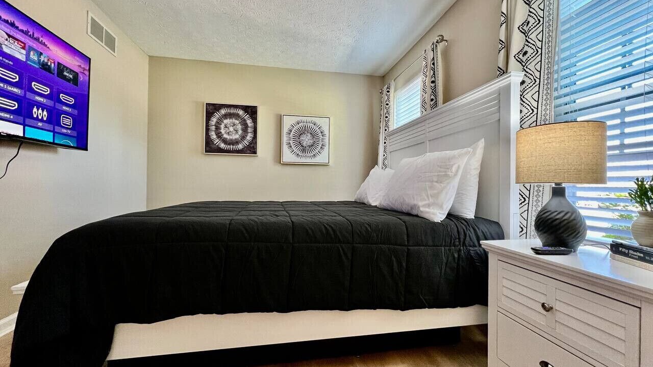 Photo of Bedroom in Lindenwald