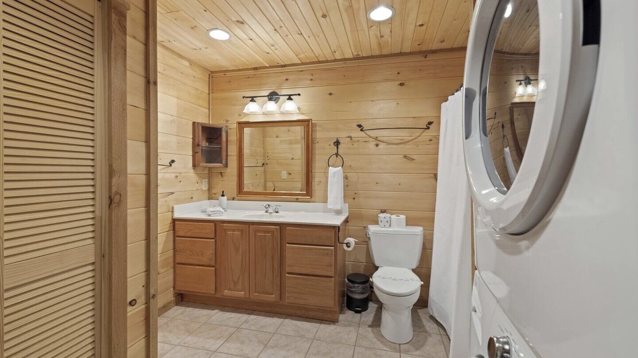 Photo of Bathroom in Boone