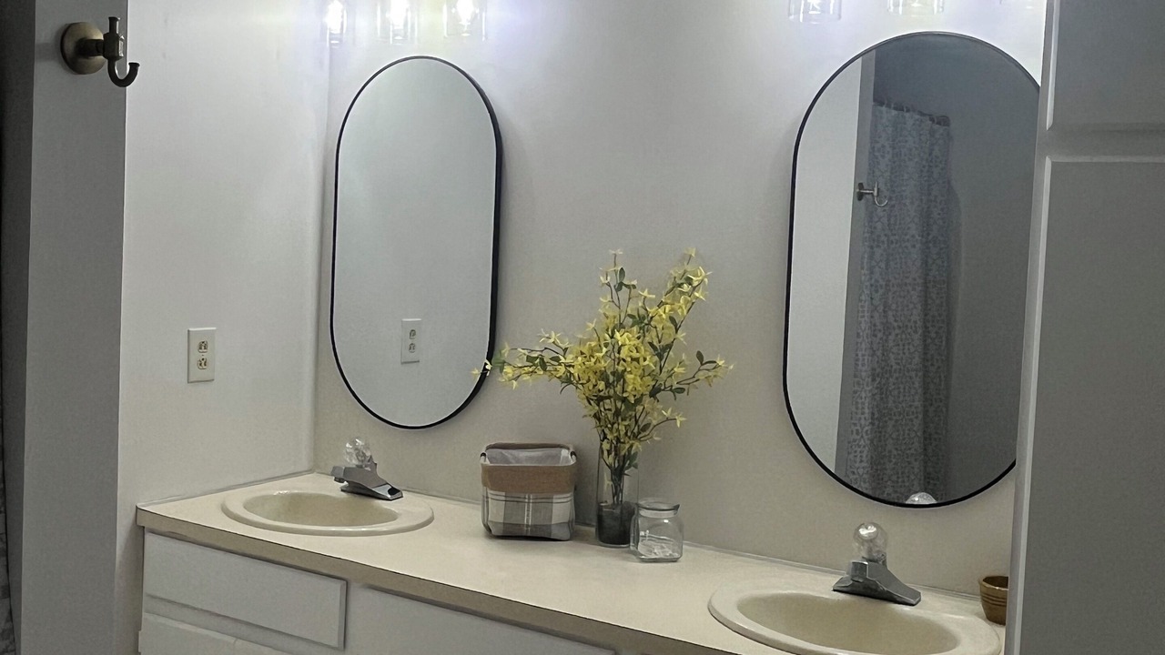 Photo of Bathroom in Hickory
