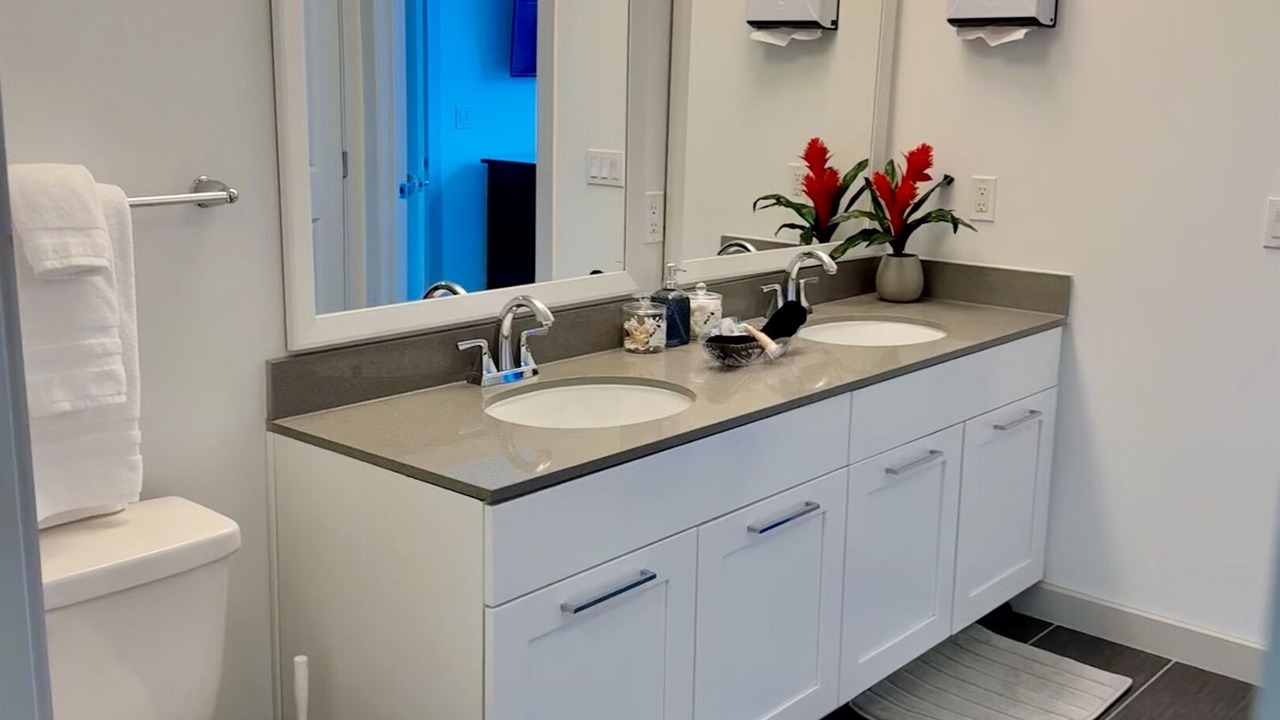 Photo of Bathroom in North Buckhead