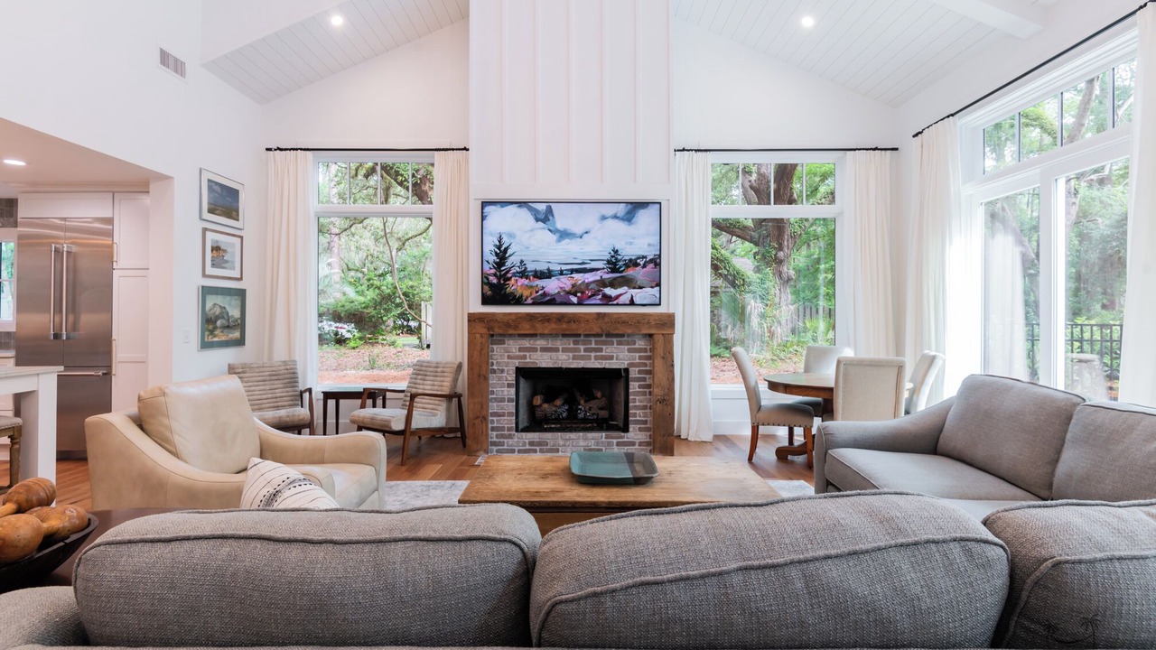 Photo of Livingroom in Lawton Woods
