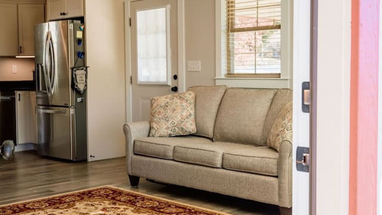 Photo of Livingroom in Flat Rock