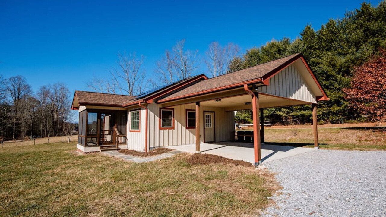 Photo of Outdoor in Flat Rock