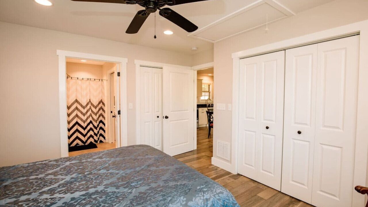 Photo of Bedroom in Flat Rock