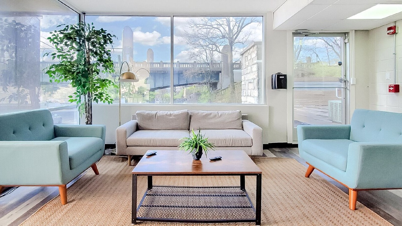 Photo of Livingroom in Corryville