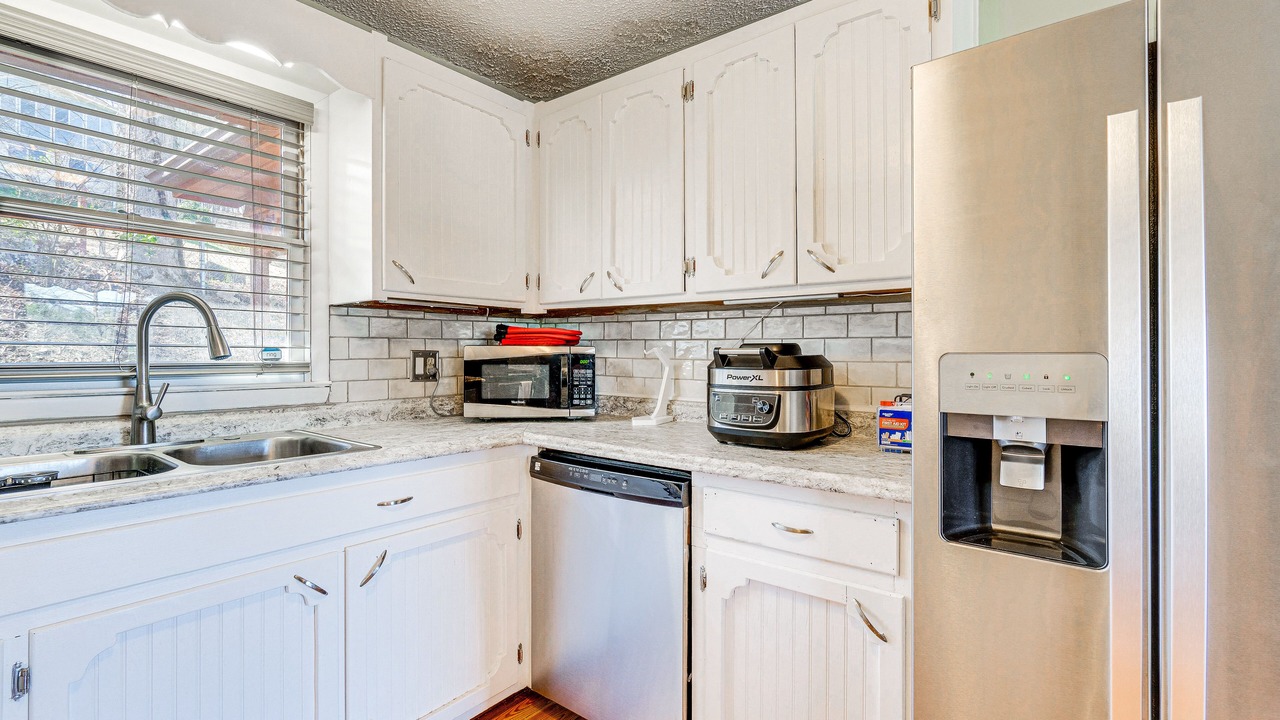Photo of Kitchen in Hiawassee