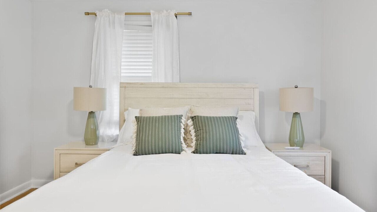 Photo of Bedroom in Hanahan
