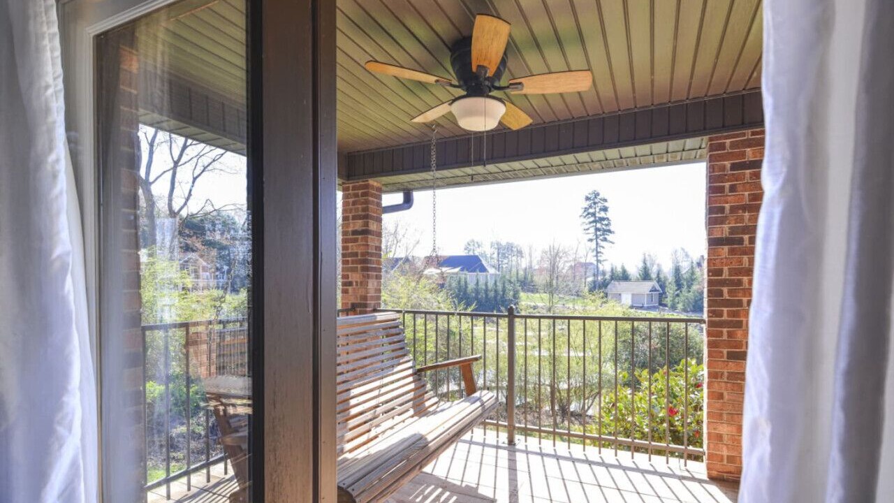 Photo of Patio Balcony in Lake Norman of Catawba