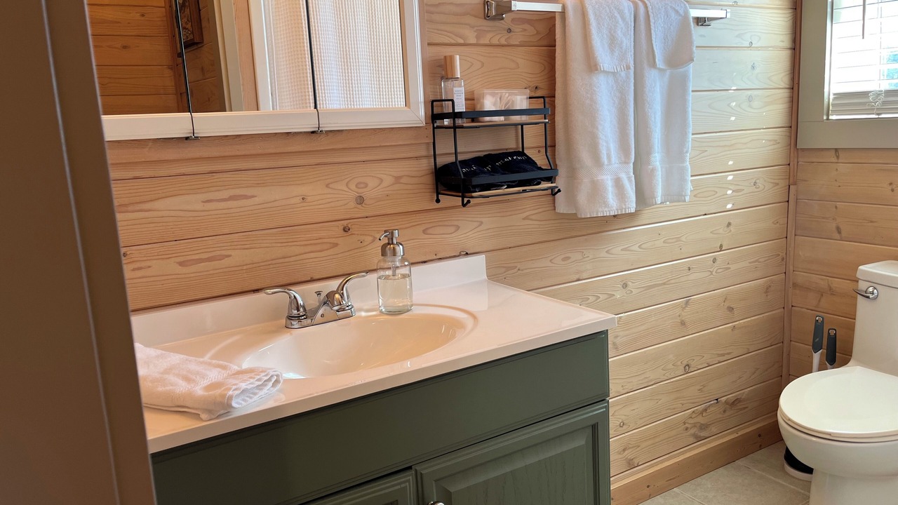 Photo of Bathroom in Scaly Mountain