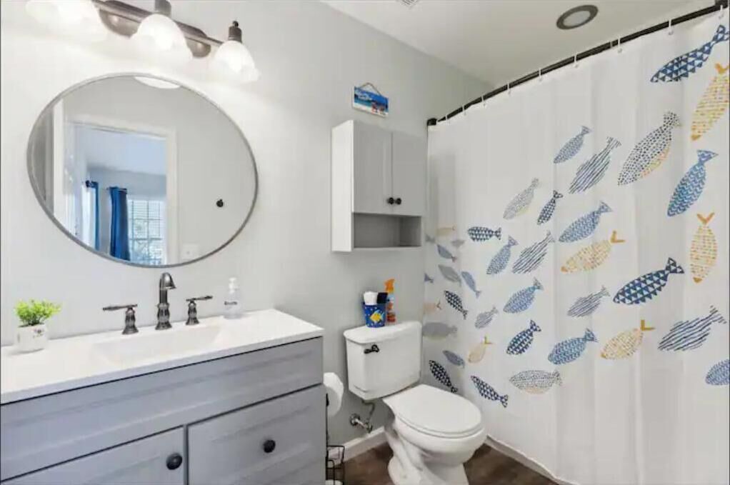 Photo of Bathroom in Myrtle Grove