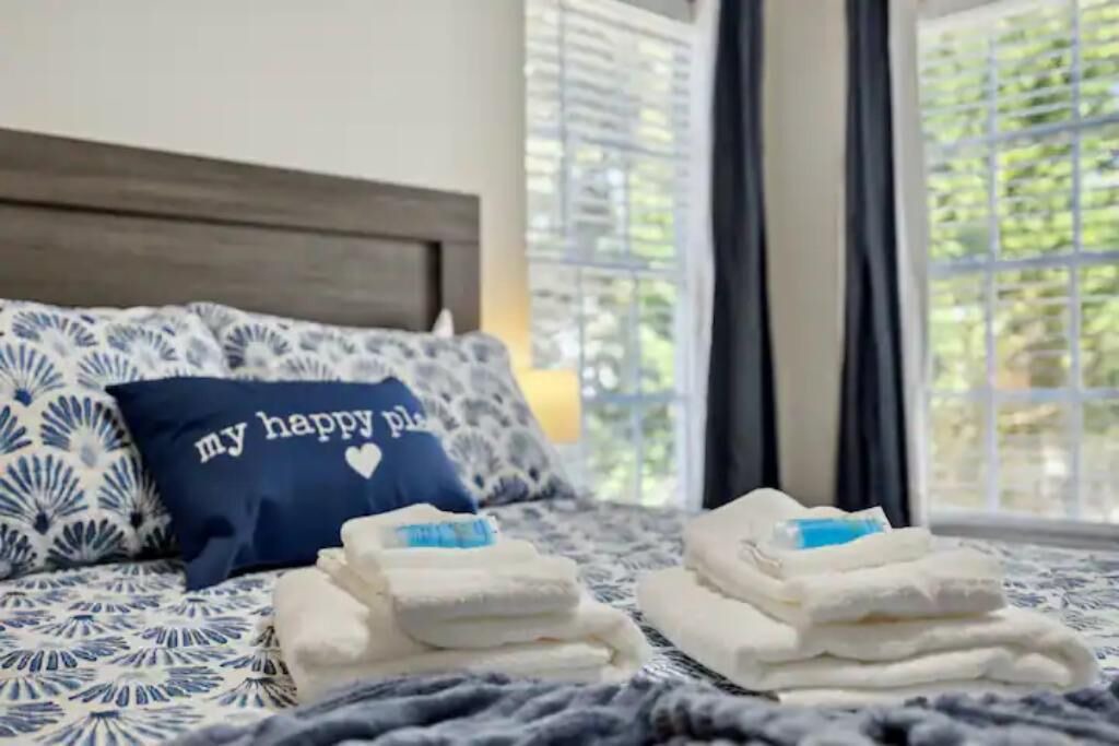 Photo of Bedroom in Myrtle Grove