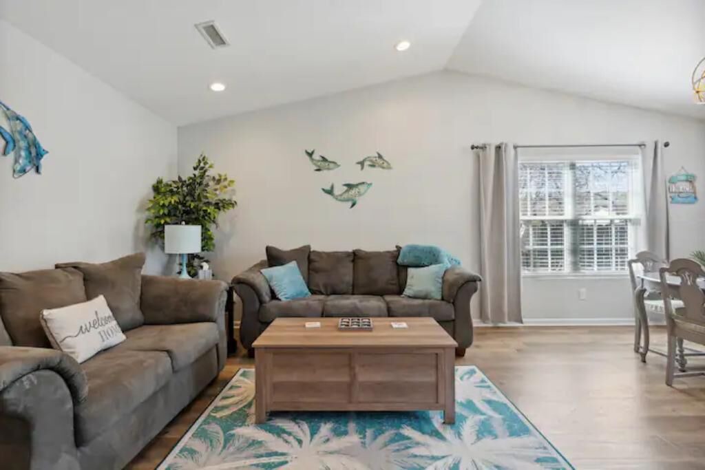 Photo of Livingroom in Myrtle Grove