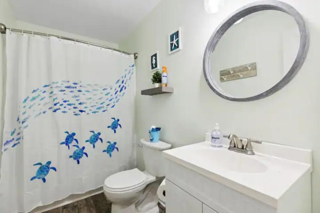 Photo of Bathroom in Myrtle Grove