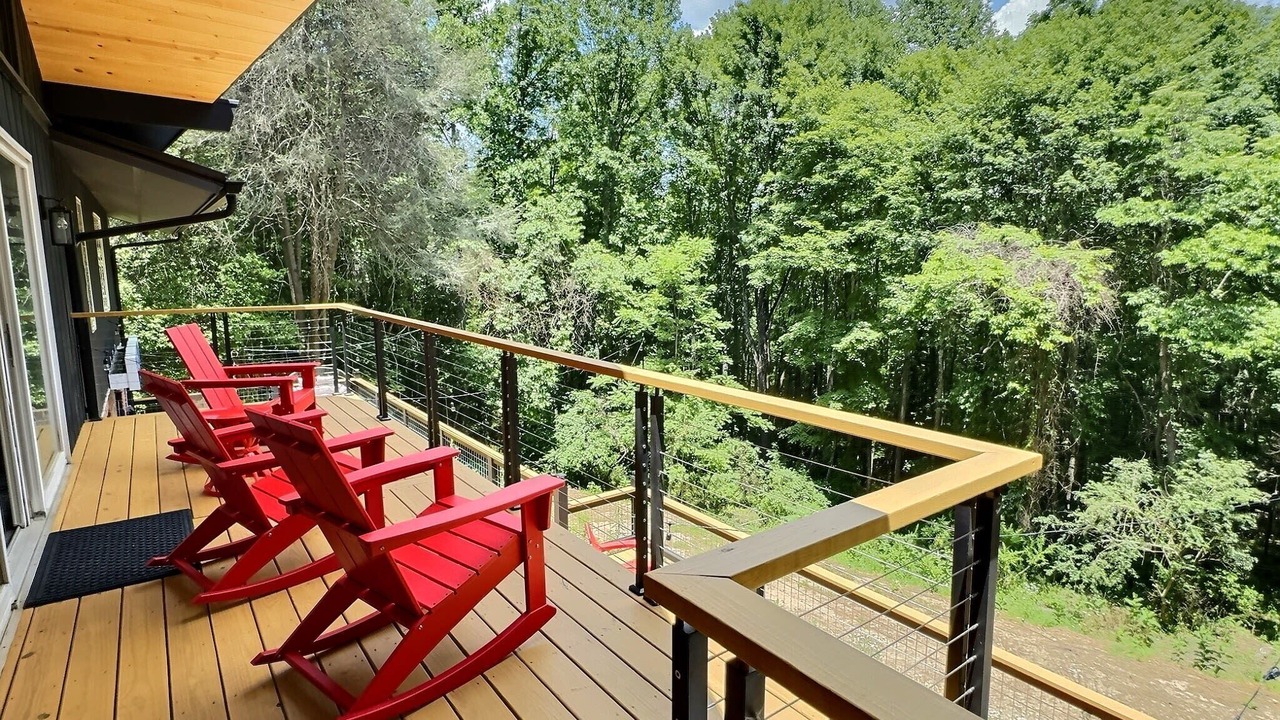 Photo of Patio Balcony in Skyland