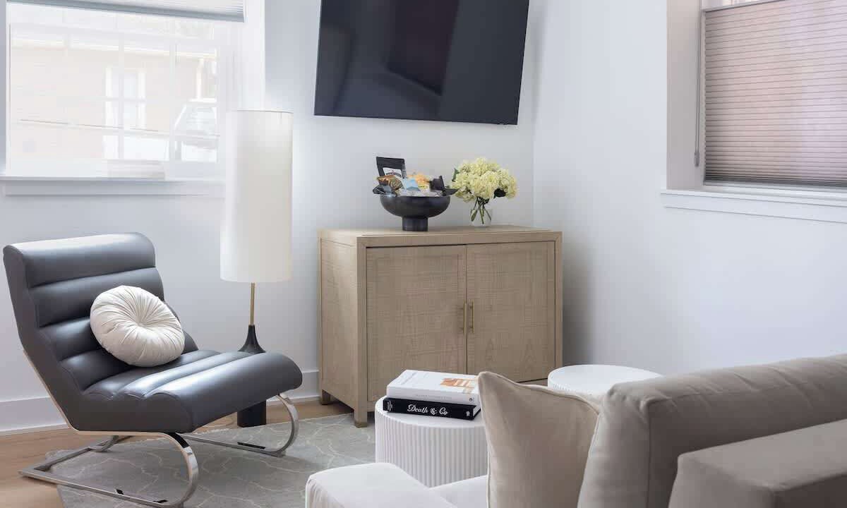 Photo of Bedroom in Wesley Heights