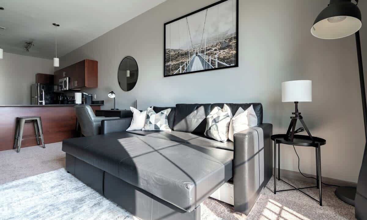 Photo of Livingroom in Scioto Mile