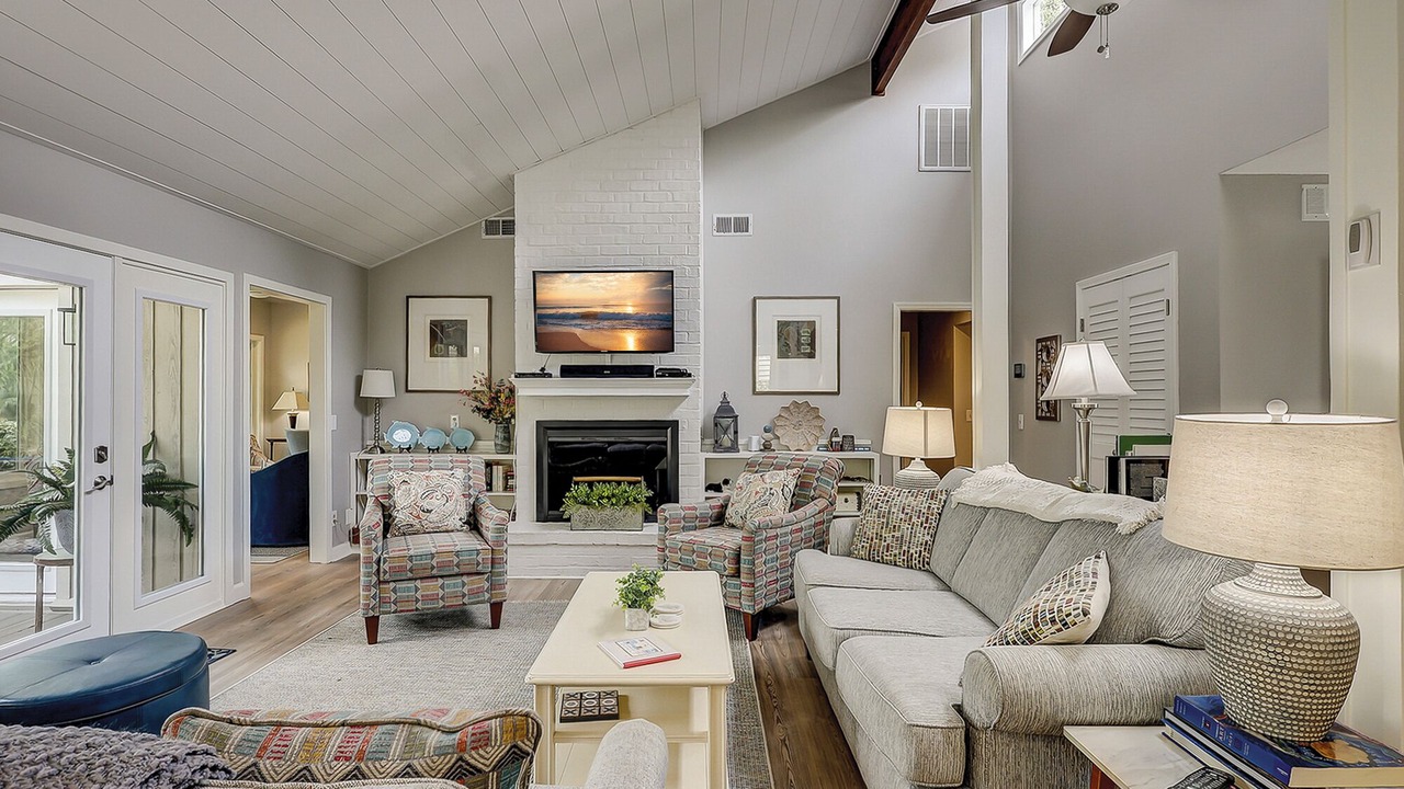 Photo of Livingroom in Heritage Woods