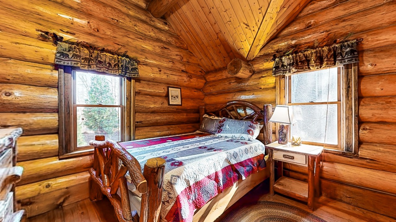 Photo of Bedroom in Ridges Over the Lake