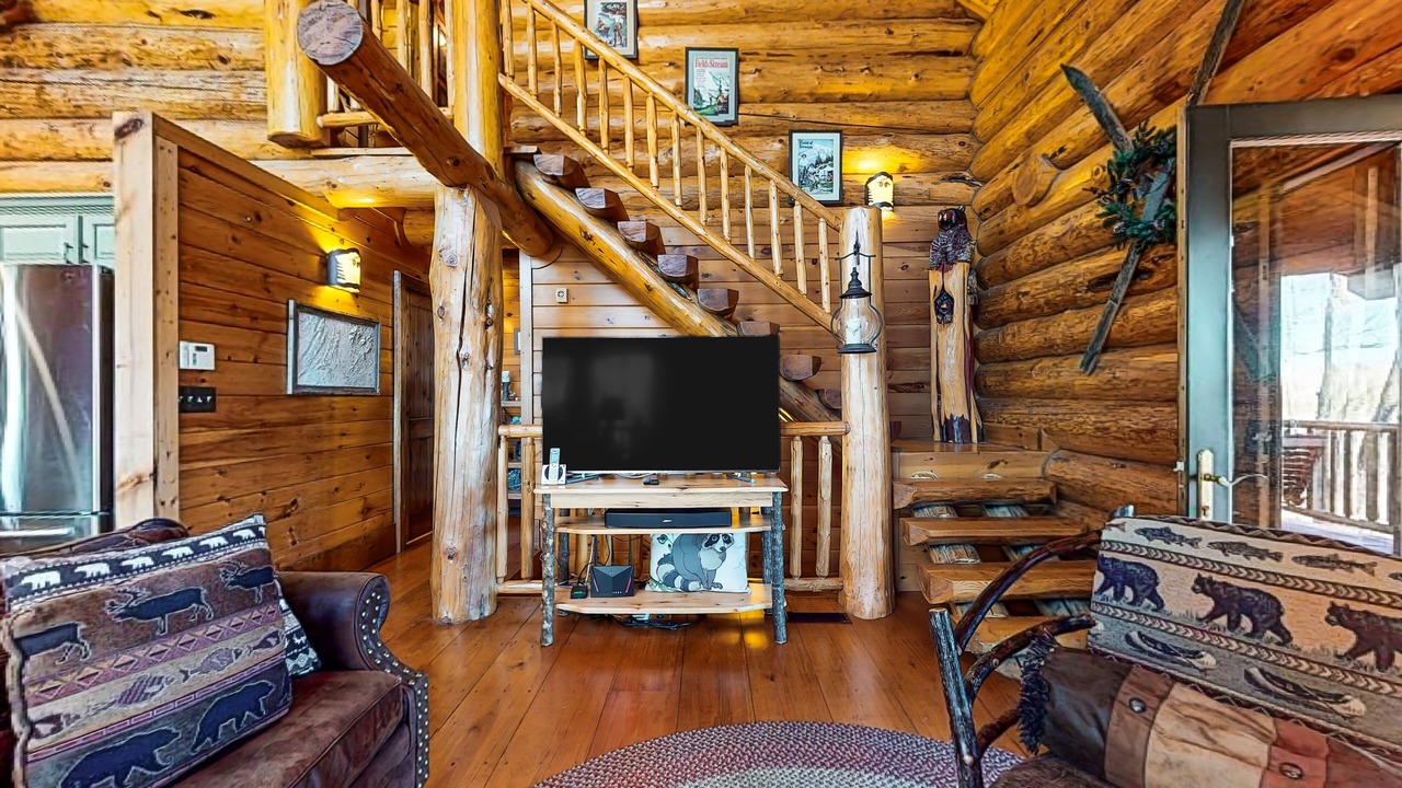 Photo of Livingroom in Ridges Over the Lake