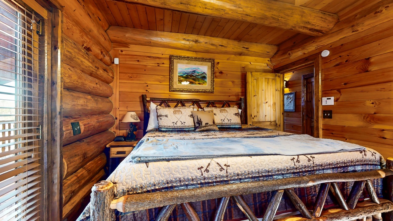 Photo of Bedroom in Ridges Over the Lake