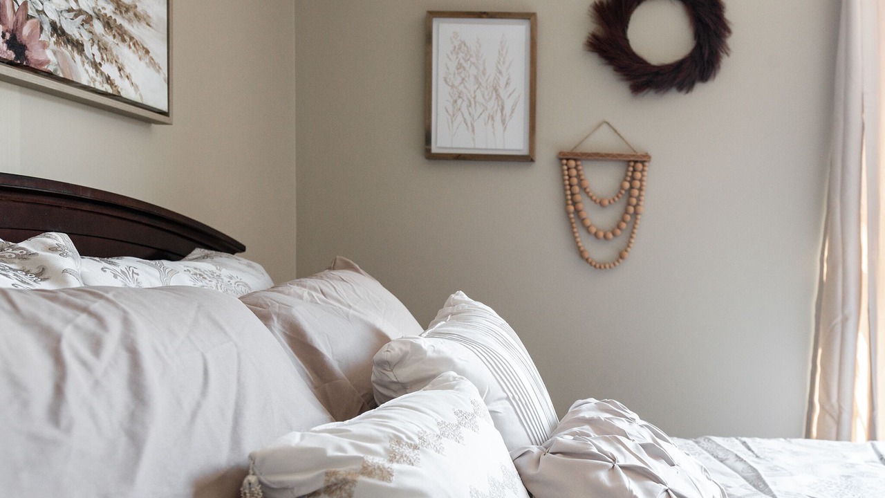 Photo of Bedroom in Kanawha City